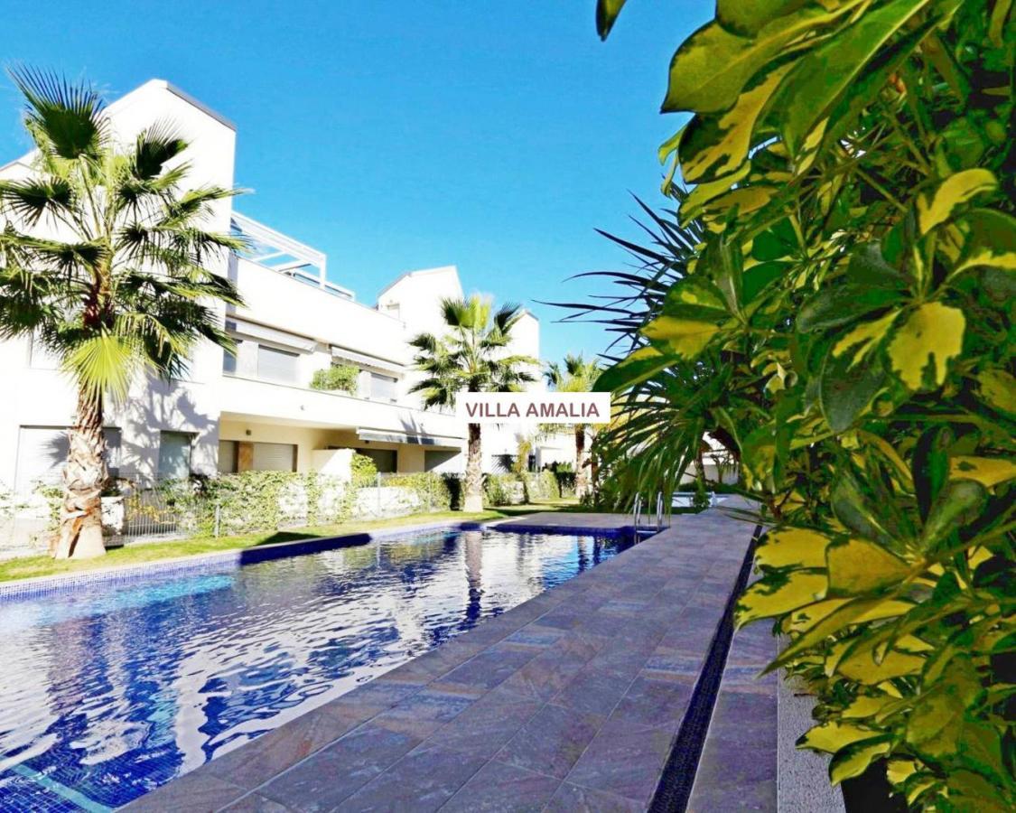 Beach Apartment Amalia Torrevieja Exterior photo